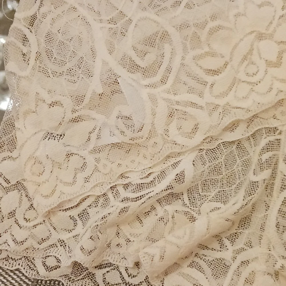 NWT Mapale Ivory Panty & Top Lace Set